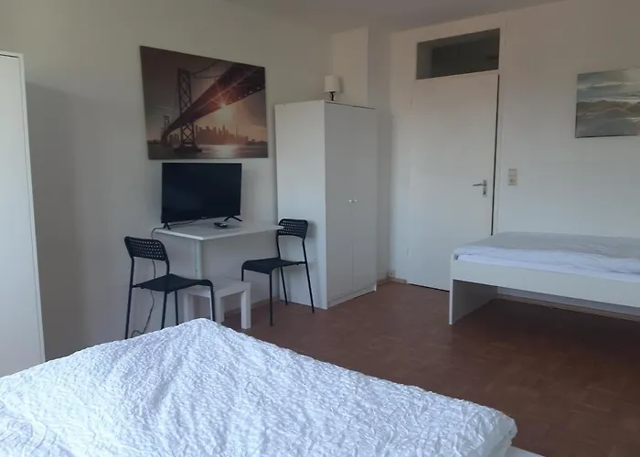 Apartment Mit Balkon In Luenen