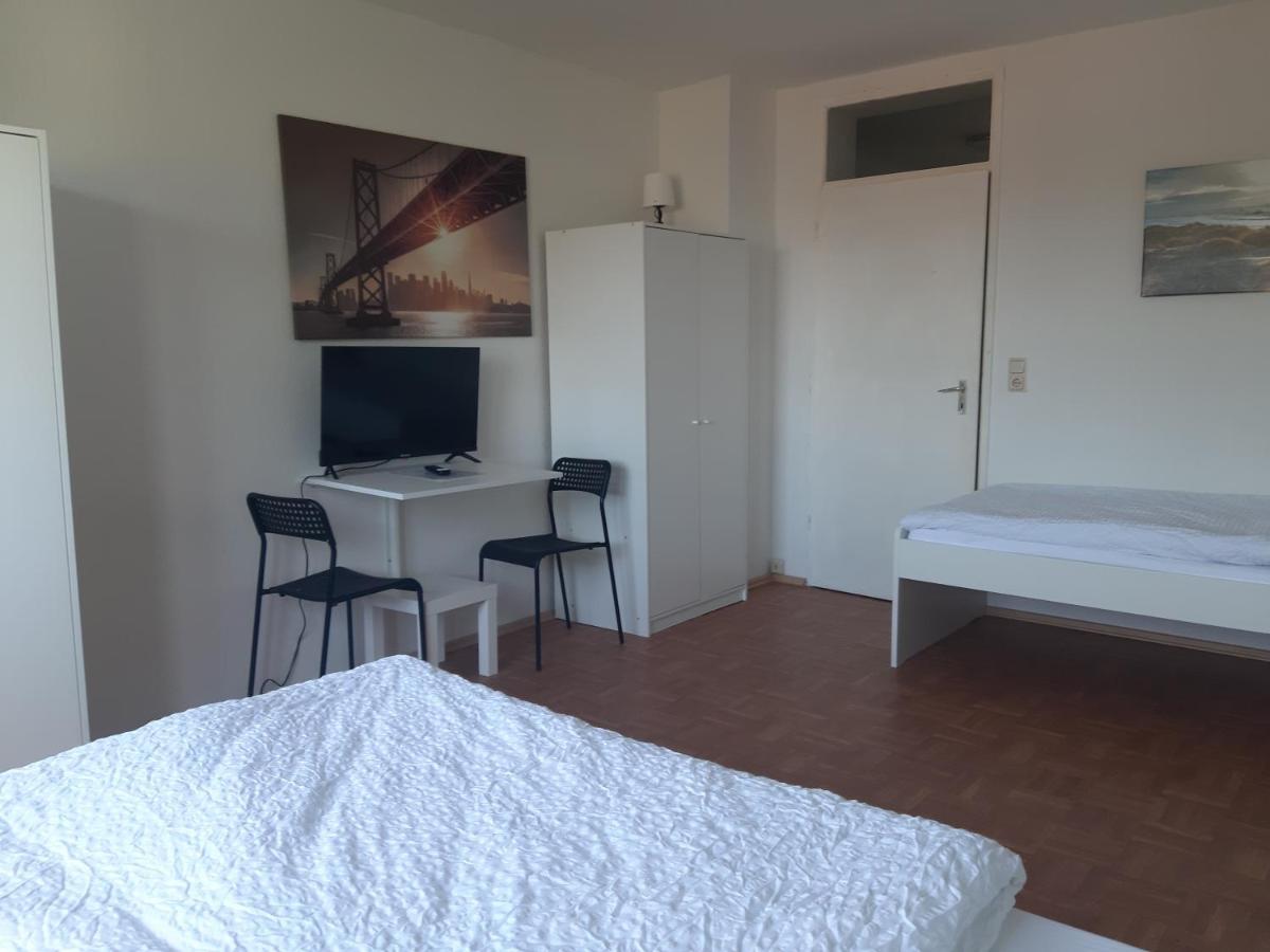 Apartment Mit Balkon In Luenen